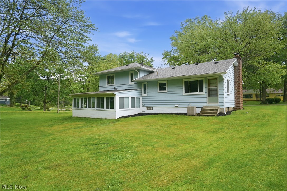 5912 Woodward Drive Akron OH 44319