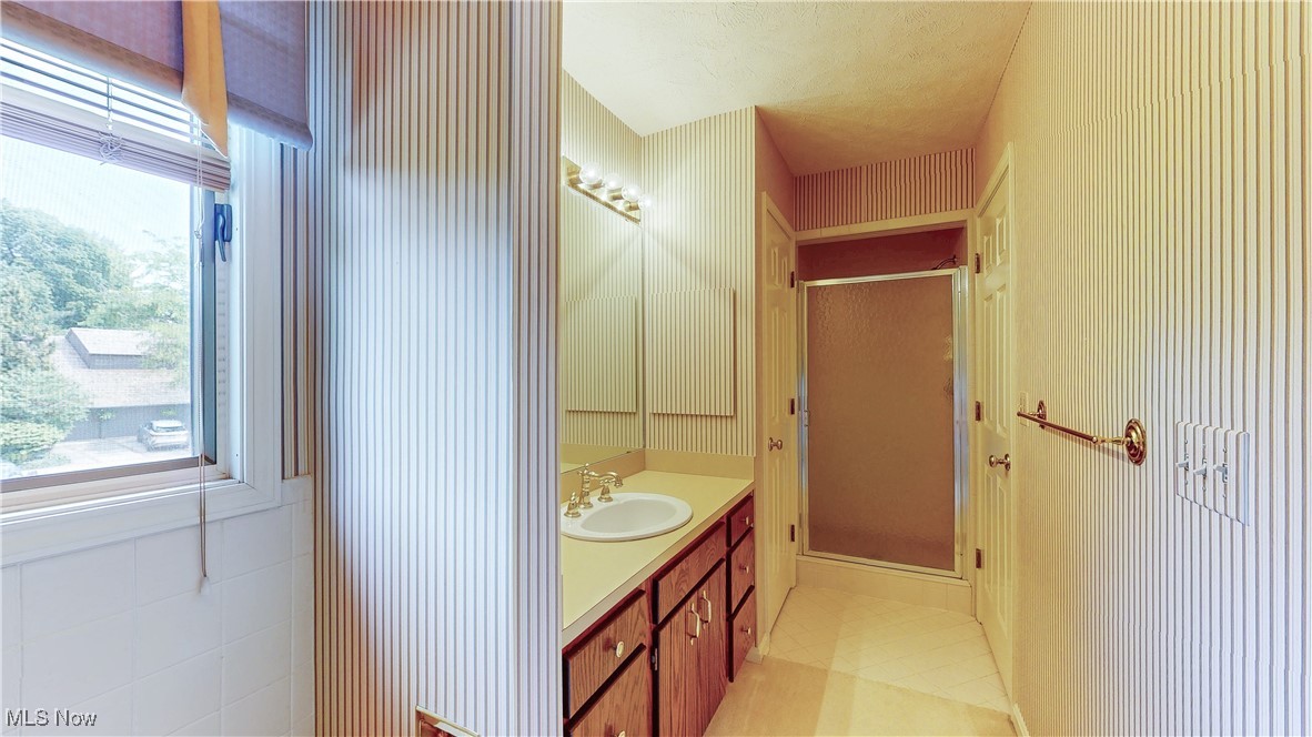 333 N Portage Path Akron OH 44303