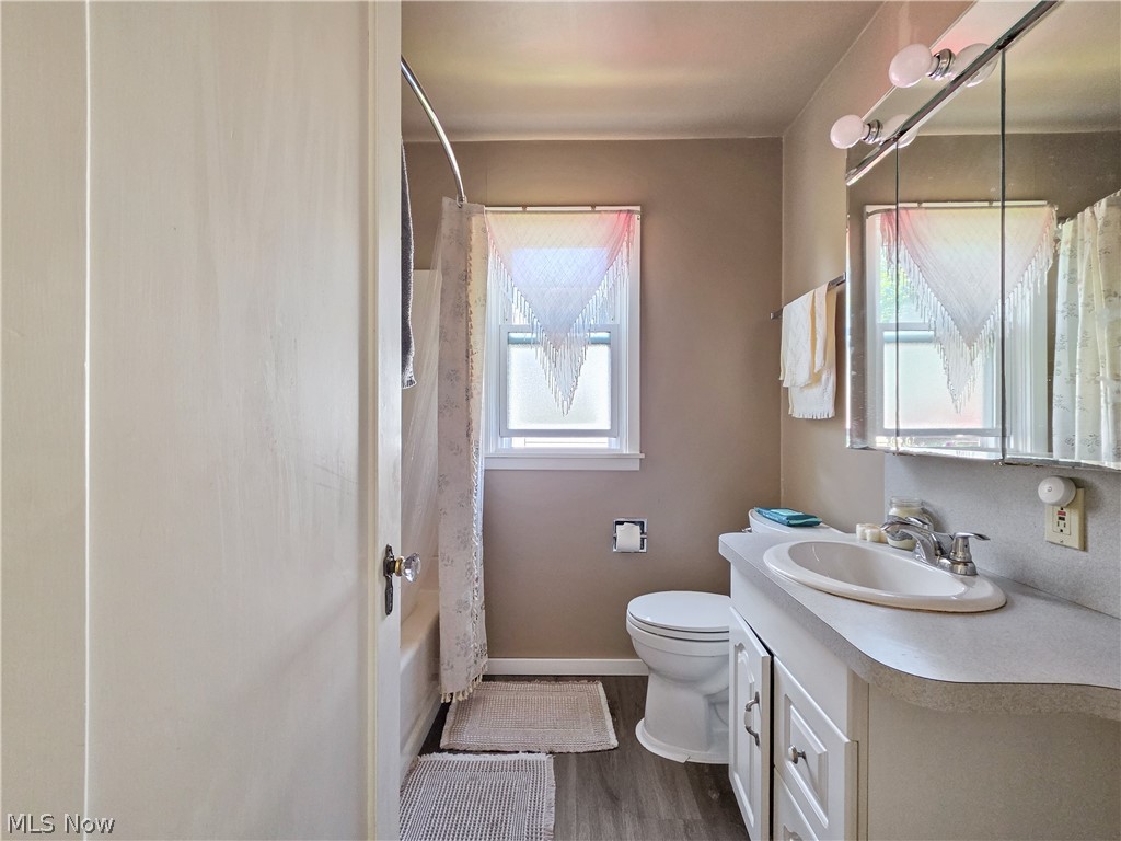 4605 New London Road Saybrook OH 44004