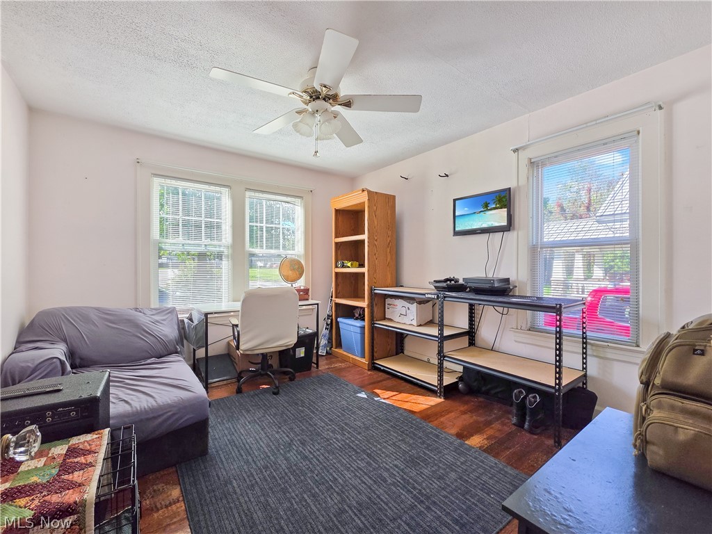 4605 New London Road Saybrook OH 44004