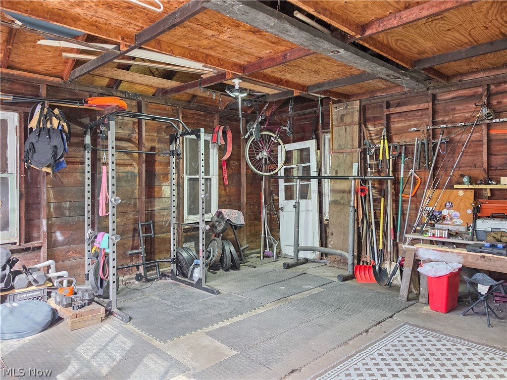 4605 New London Road Saybrook OH 44004