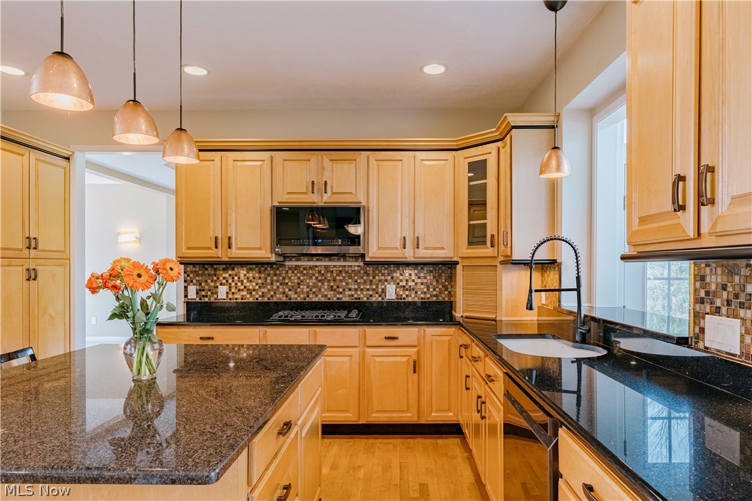 28495 Blue Pond Trail Solon OH 44139
