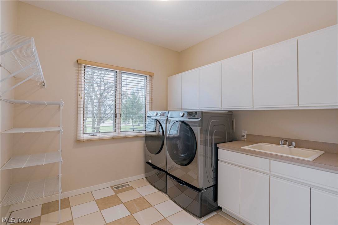 28495 Blue Pond Trail Solon OH 44139