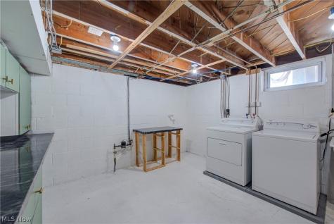 3323 Wales Avenue Parma OH 44134