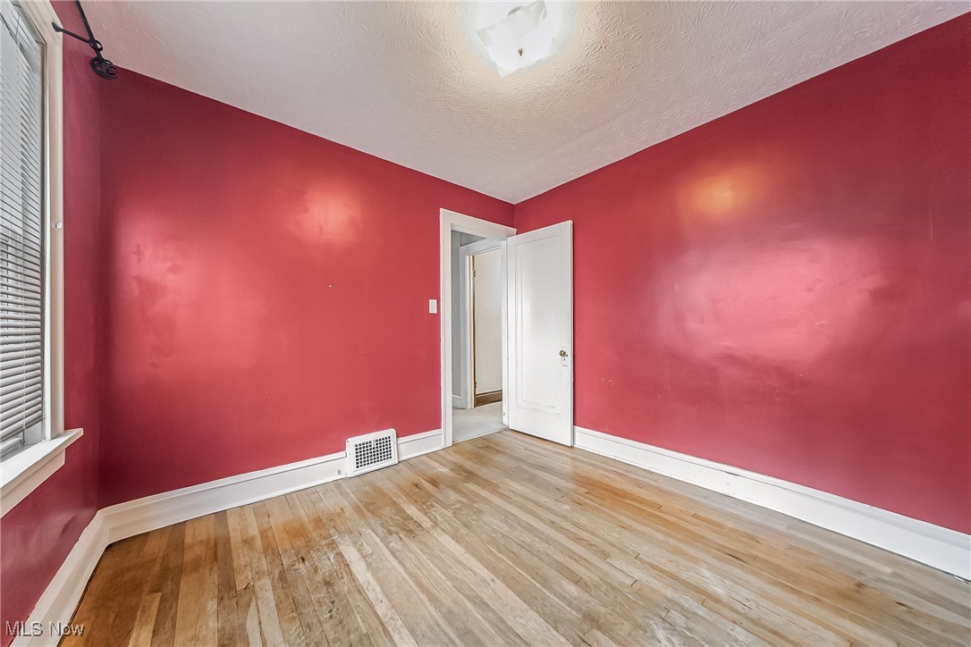 14617 Mitchell Avenue Cleveland OH 44111