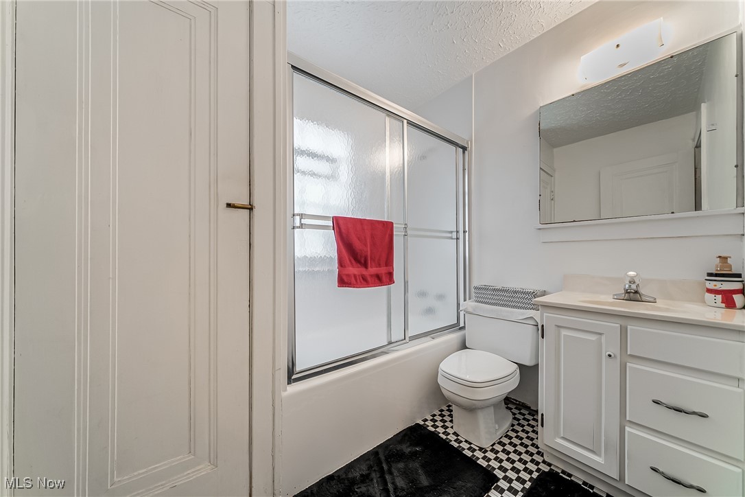 14617 Mitchell Avenue Cleveland OH 44111