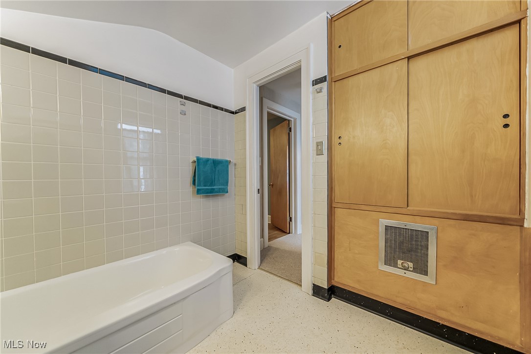 14617 Mitchell Avenue Cleveland OH 44111