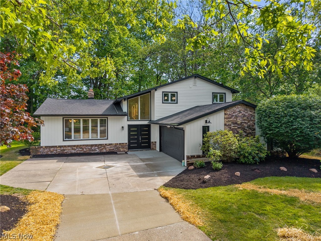 32650 Stony Brook Lane Solon OH 44139