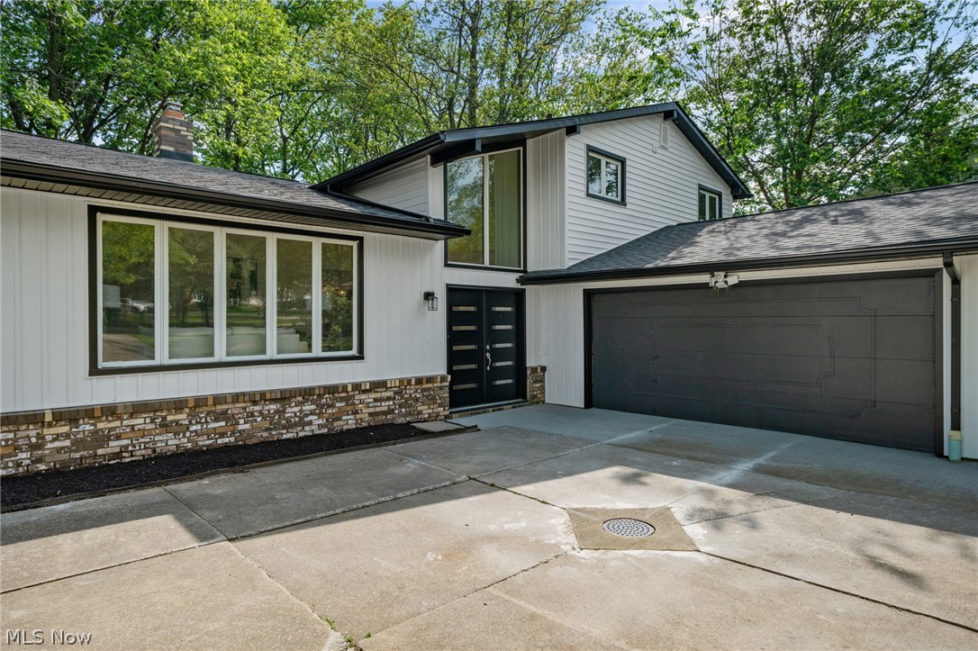32650 Stony Brook Lane Solon OH 44139
