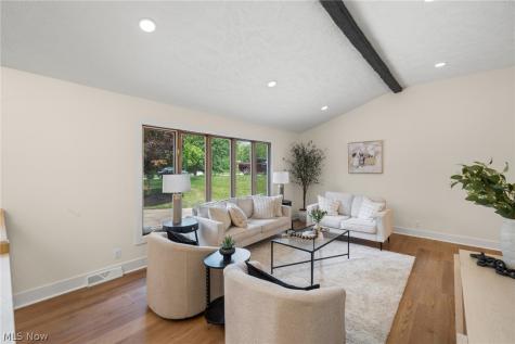 32650 Stony Brook Lane Solon OH 44139