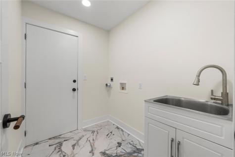 32650 Stony Brook Lane Solon OH 44139