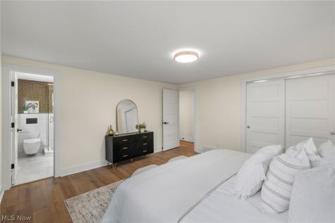 32650 Stony Brook Lane Solon OH 44139