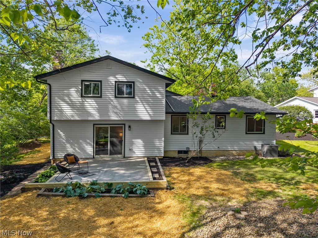 32650 Stony Brook Lane Solon OH 44139