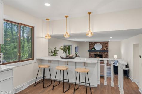 32650 Stony Brook Lane Solon OH 44139