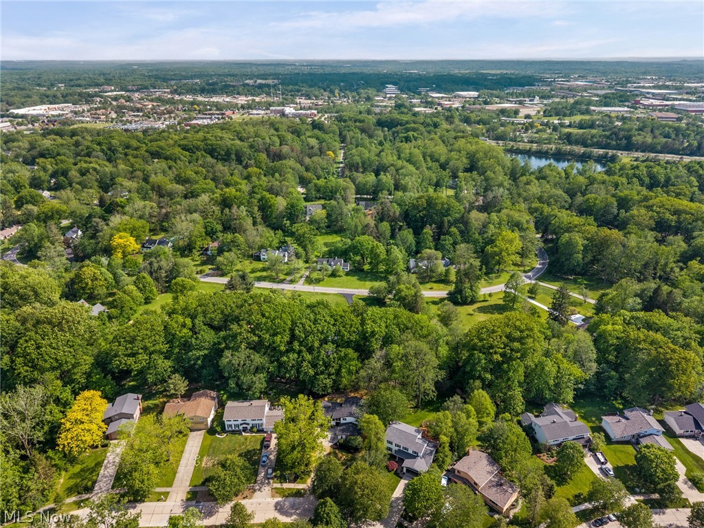 32650 Stony Brook Lane Solon OH 44139