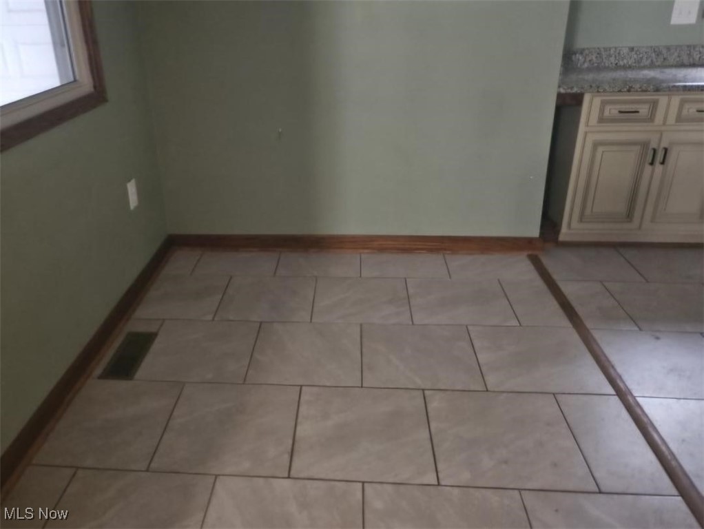 3490 Steubenville Road SE Carrollton OH 44615