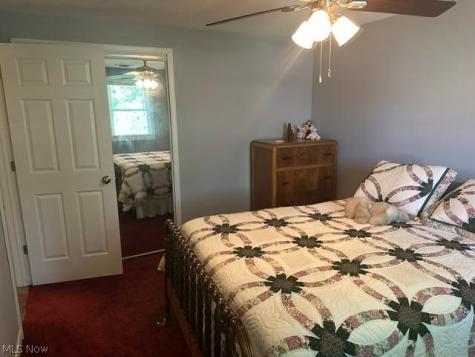 454 Oaknoll Drive Amherst OH 44001