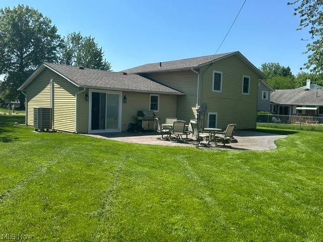 454 Oaknoll Drive Amherst OH 44001