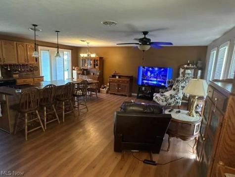 454 Oaknoll Drive Amherst OH 44001