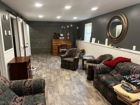 454 Oaknoll Drive Amherst OH 44001