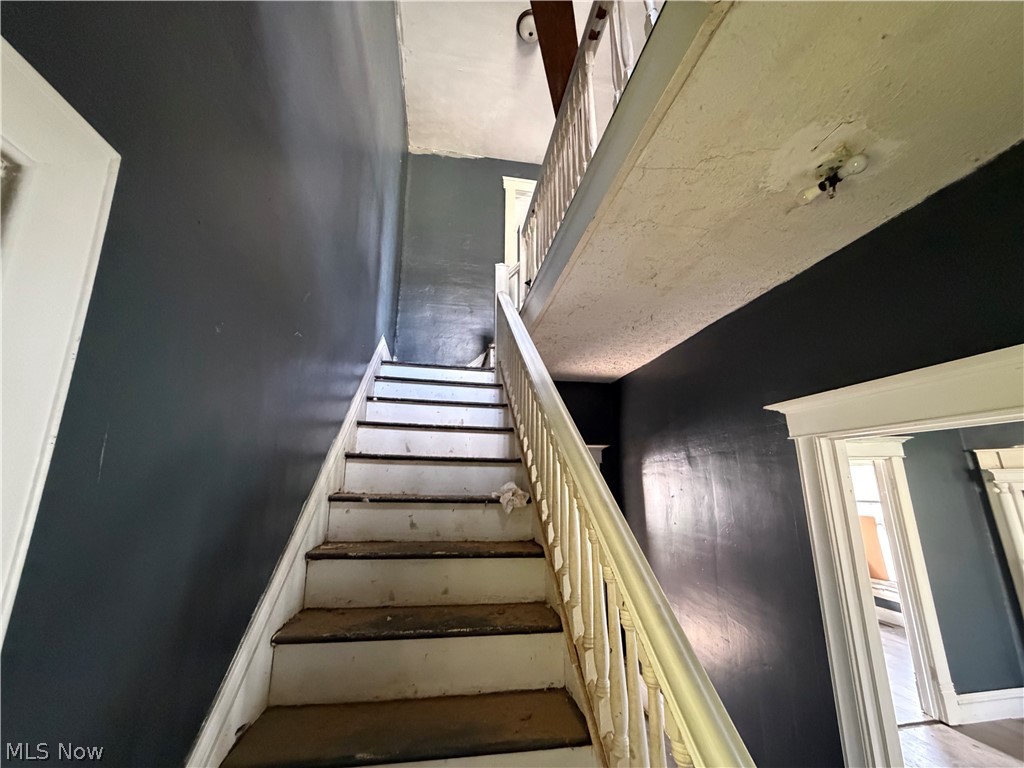 456 N 8th Street Mcconnelsville OH 43756