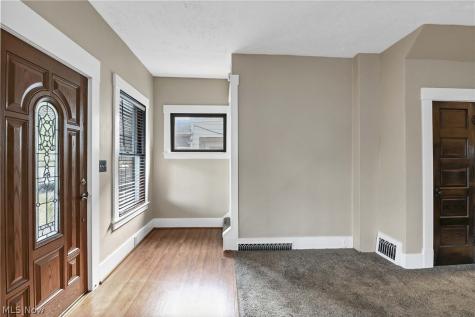 3860 W 17th Street Cleveland OH 44109