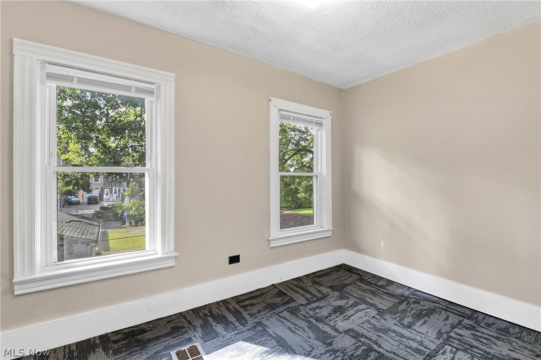 3860 W 17th Street Cleveland OH 44109