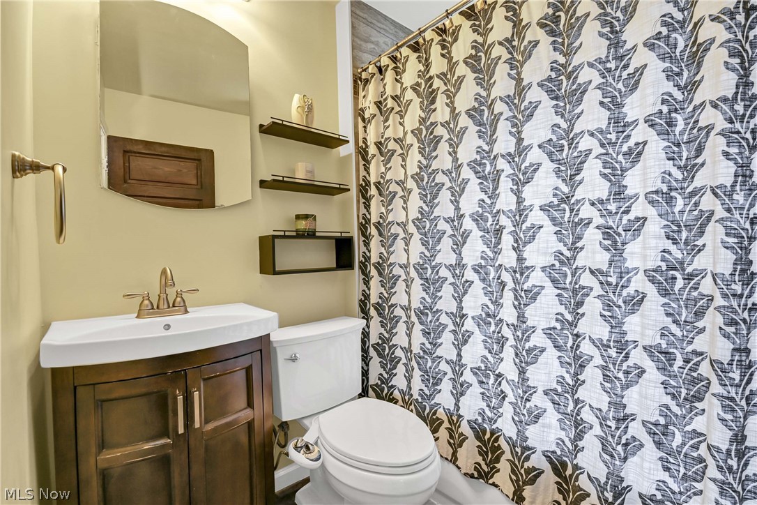 3860 W 17th Street Cleveland OH 44109