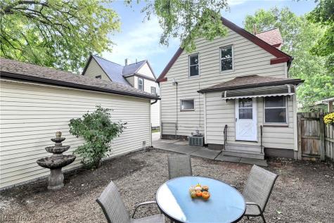 3860 W 17th Street Cleveland OH 44109