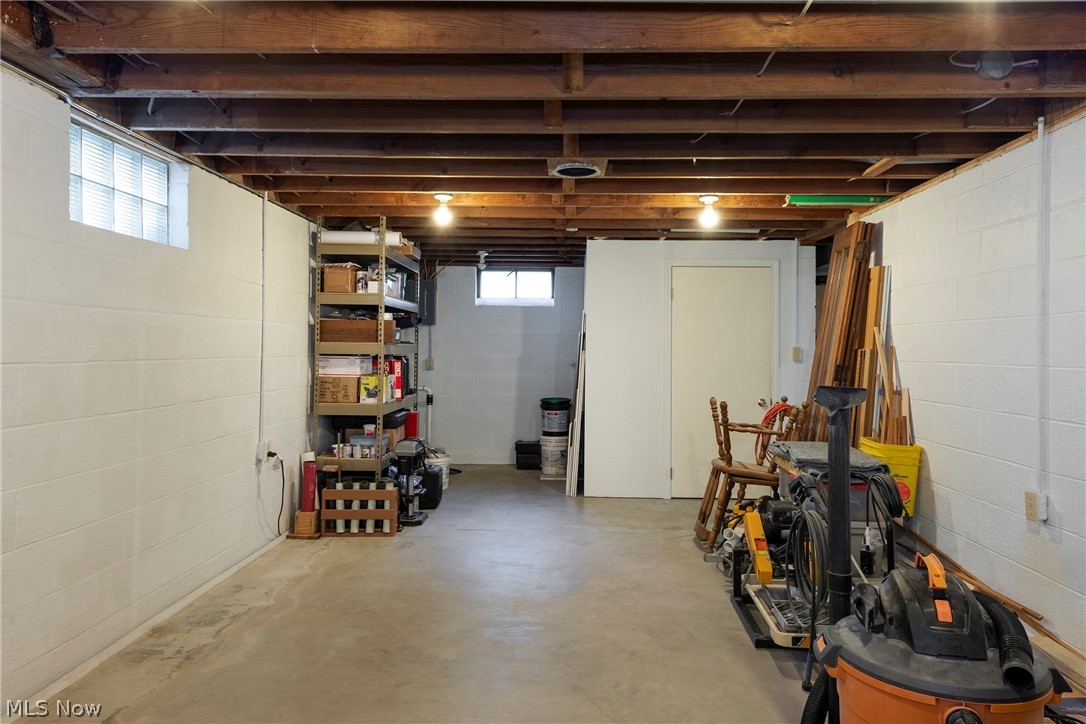 9837 Betty Lane Elyria OH 44035