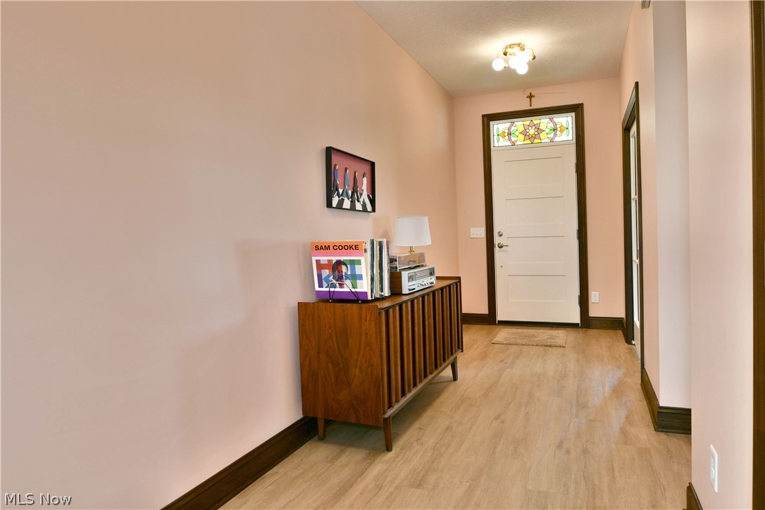 149 Juniper Drive Columbiana OH 44408