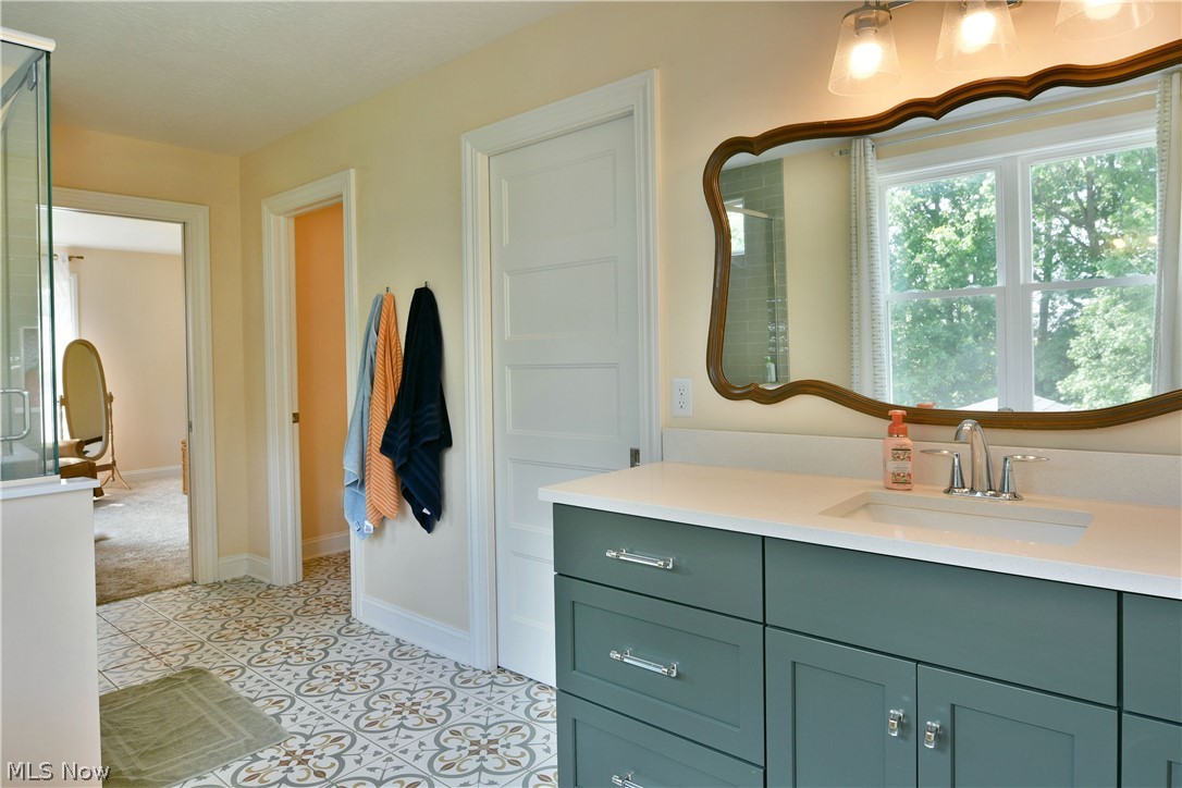 149 Juniper Drive Columbiana OH 44408