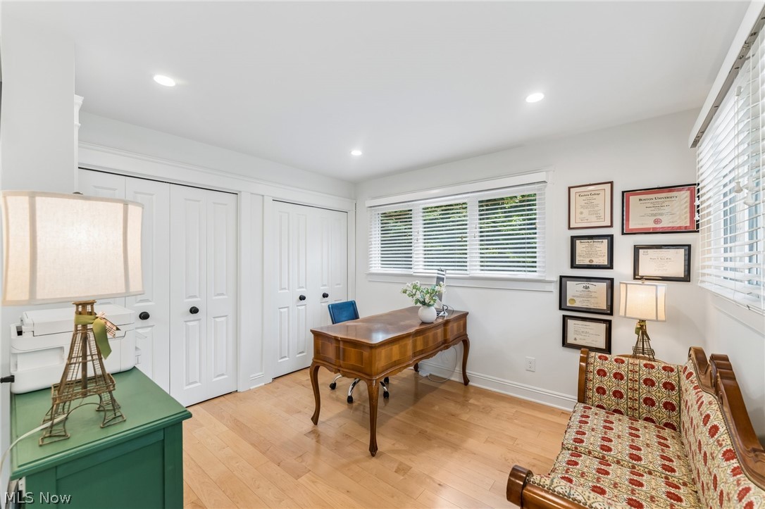 21099 Shelburne Road Shaker Heights OH 44122