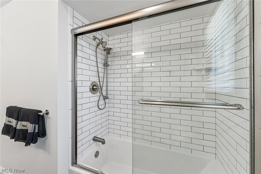21099 Shelburne Road Shaker Heights OH 44122