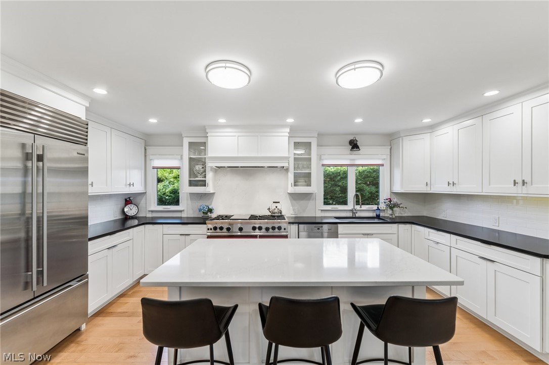21099 Shelburne Road Shaker Heights OH 44122