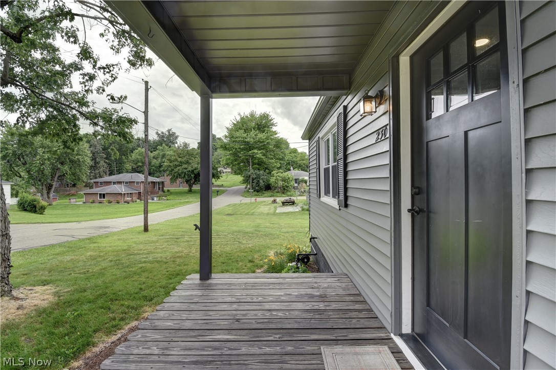 230 5th Street SW Sugarcreek OH 44681