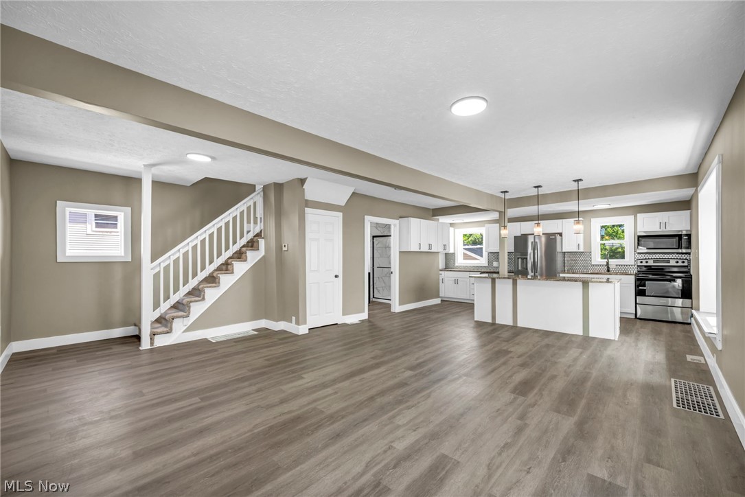 181 Spellman Court Akron OH 44305