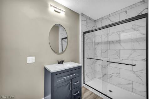 181 Spellman Court Akron OH 44305