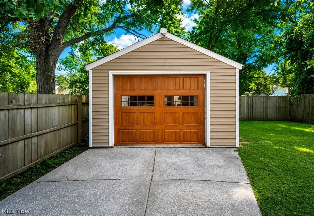 181 Spellman Court Akron OH 44305
