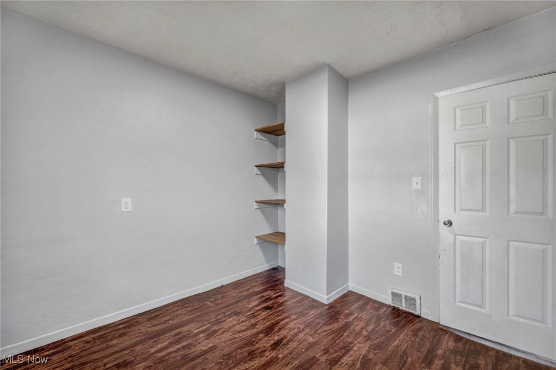 1033 W 21st Street Lorain OH 44052