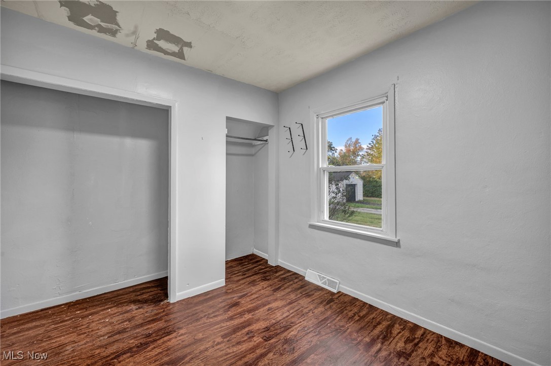 1033 W 21st Street Lorain OH 44052