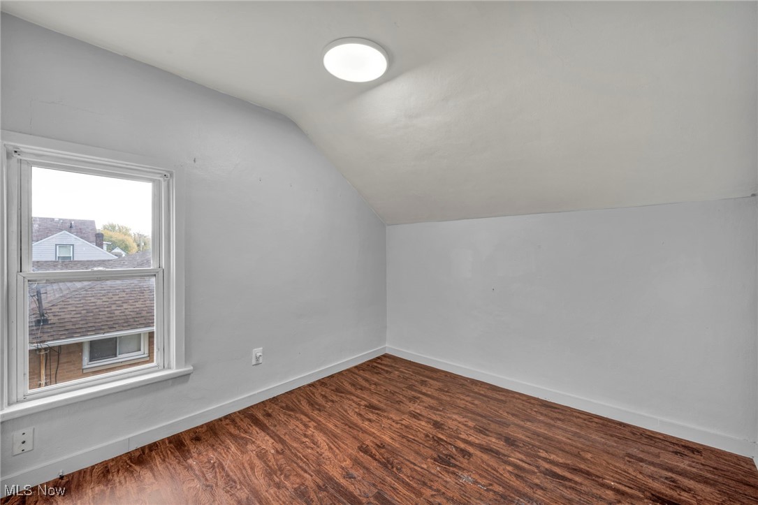 1033 W 21st Street Lorain OH 44052