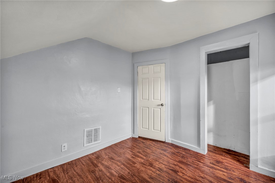1033 W 21st Street Lorain OH 44052