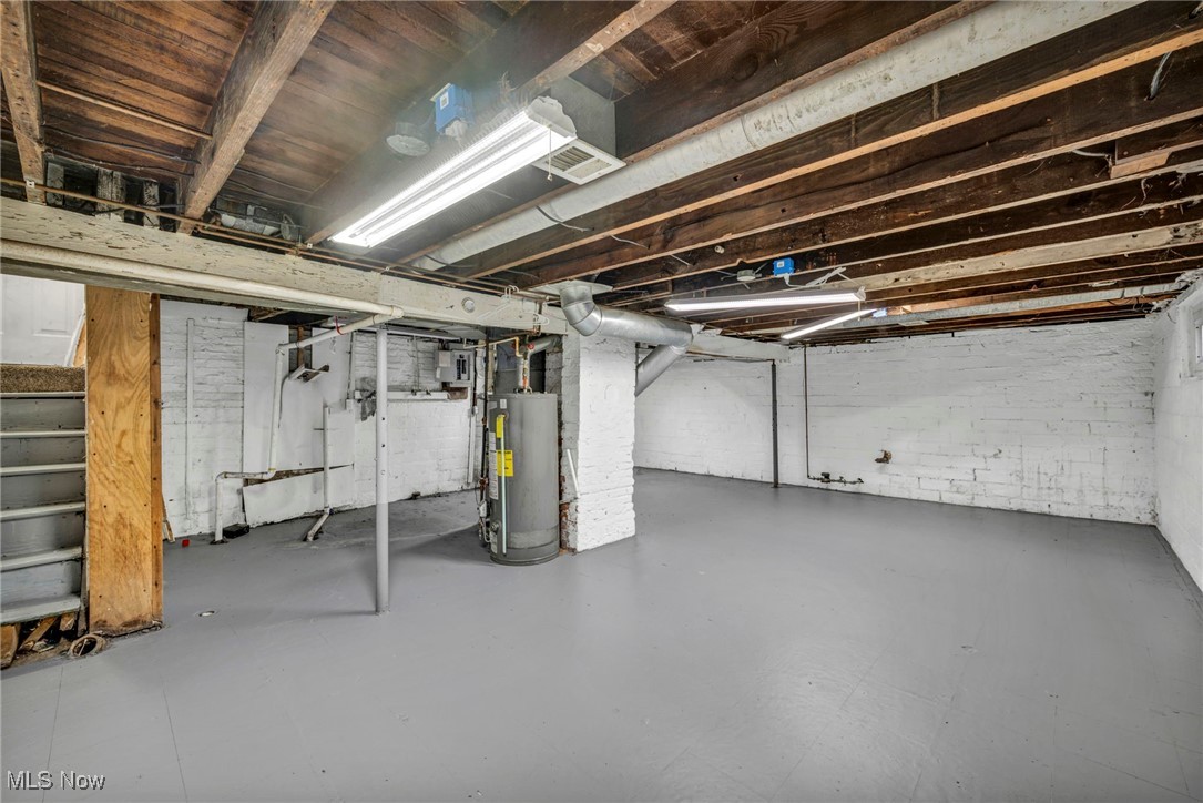 1033 W 21st Street Lorain OH 44052