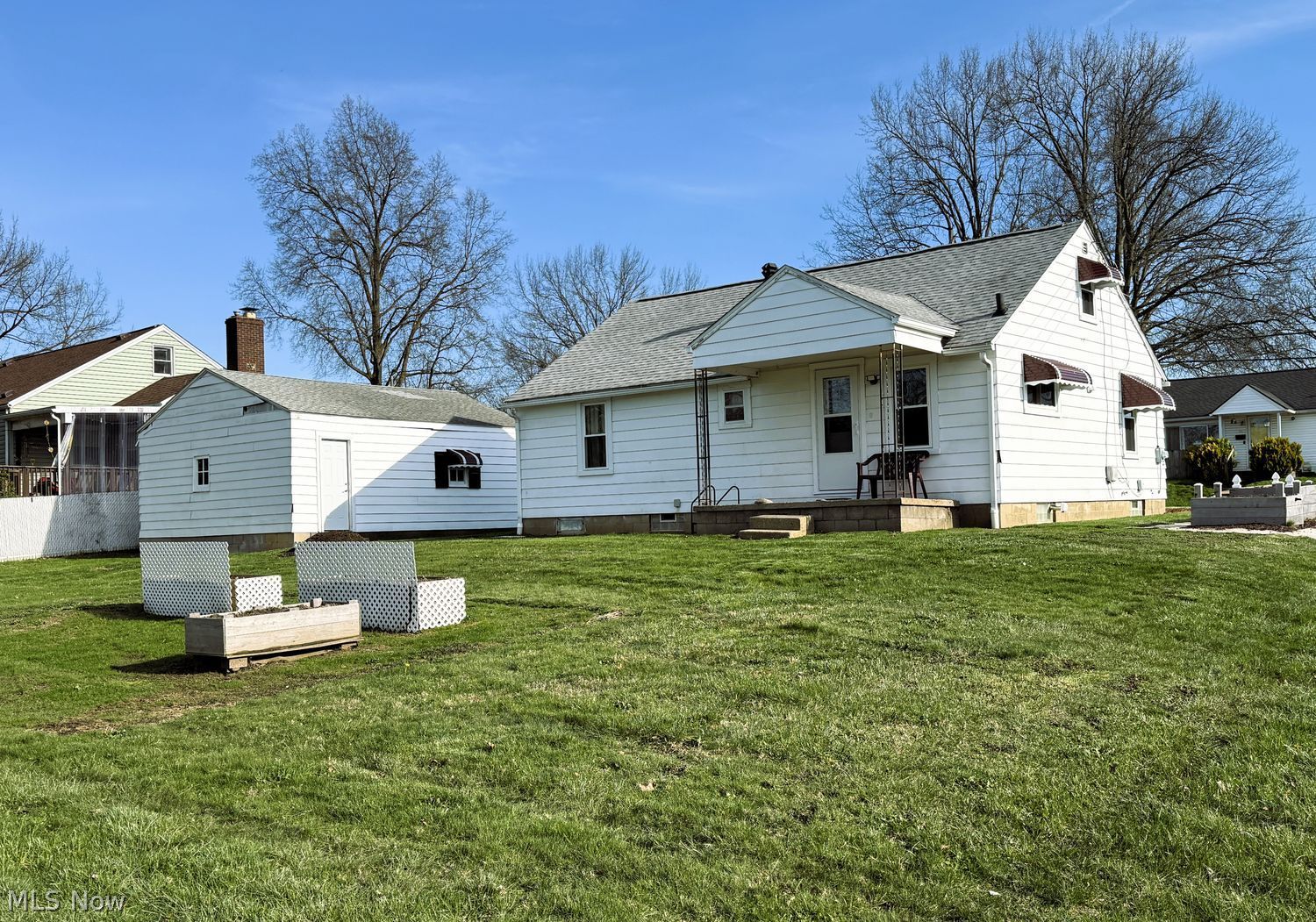 513 Franklin Avenue Barberton OH 44203