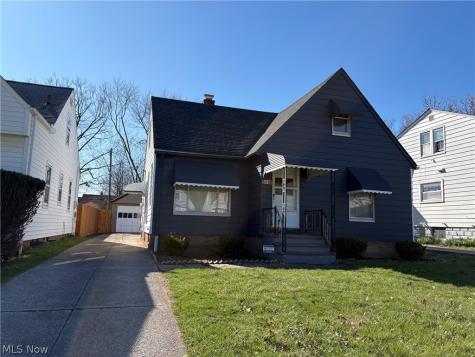 5116 Erwin Street Maple Heights OH 44137
