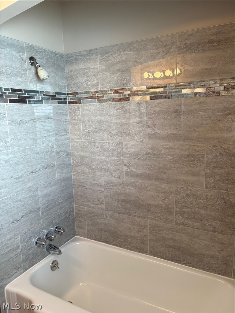5116 Erwin Street Maple Heights OH 44137