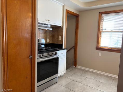 5116 Erwin Street Maple Heights OH 44137