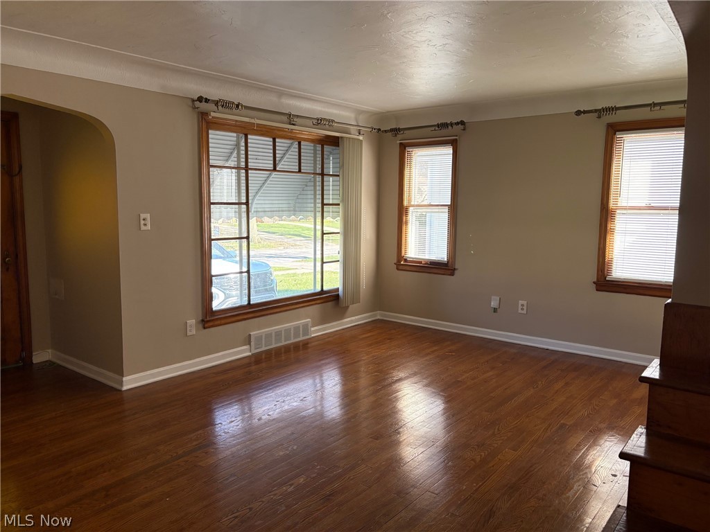 5116 Erwin Street Maple Heights OH 44137