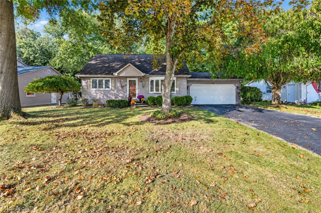2850 Vollmer Drive Austintown OH 44511